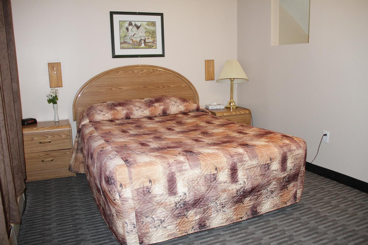 Garden Court Motel Manning Zewnętrze zdjęcie
