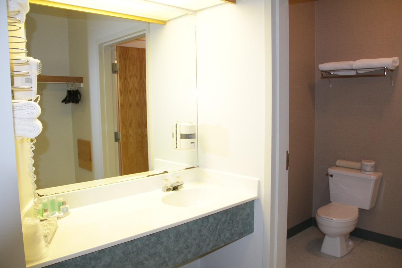 Garden Court Motel Manning Zewnętrze zdjęcie