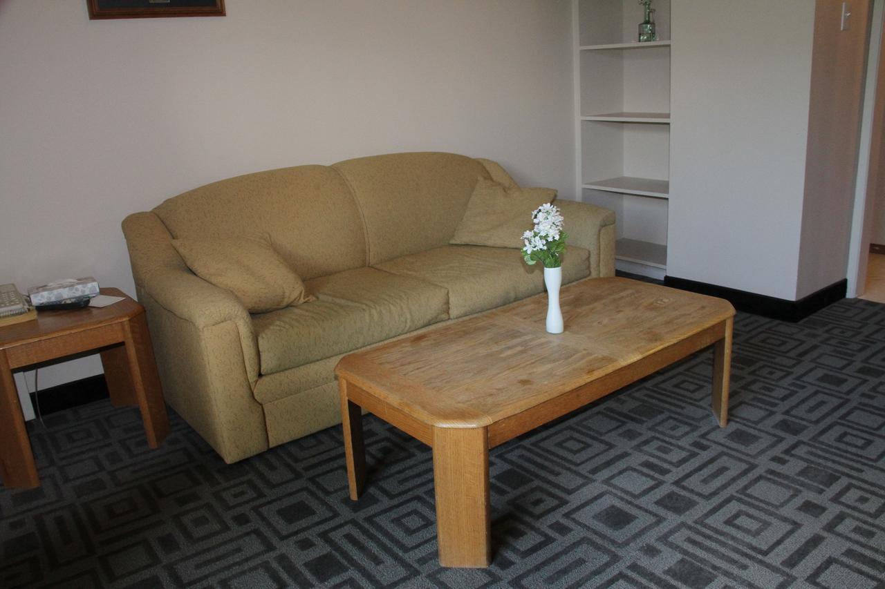 Garden Court Motel Manning Zewnętrze zdjęcie