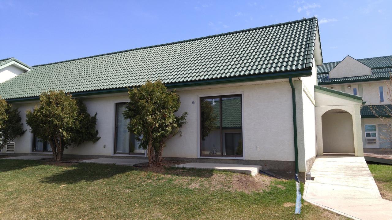 Garden Court Motel Manning Zewnętrze zdjęcie