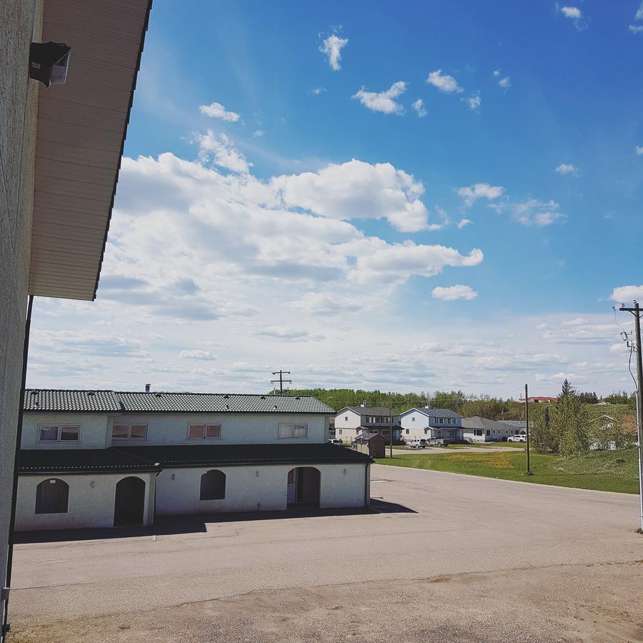 Garden Court Motel Manning Zewnętrze zdjęcie