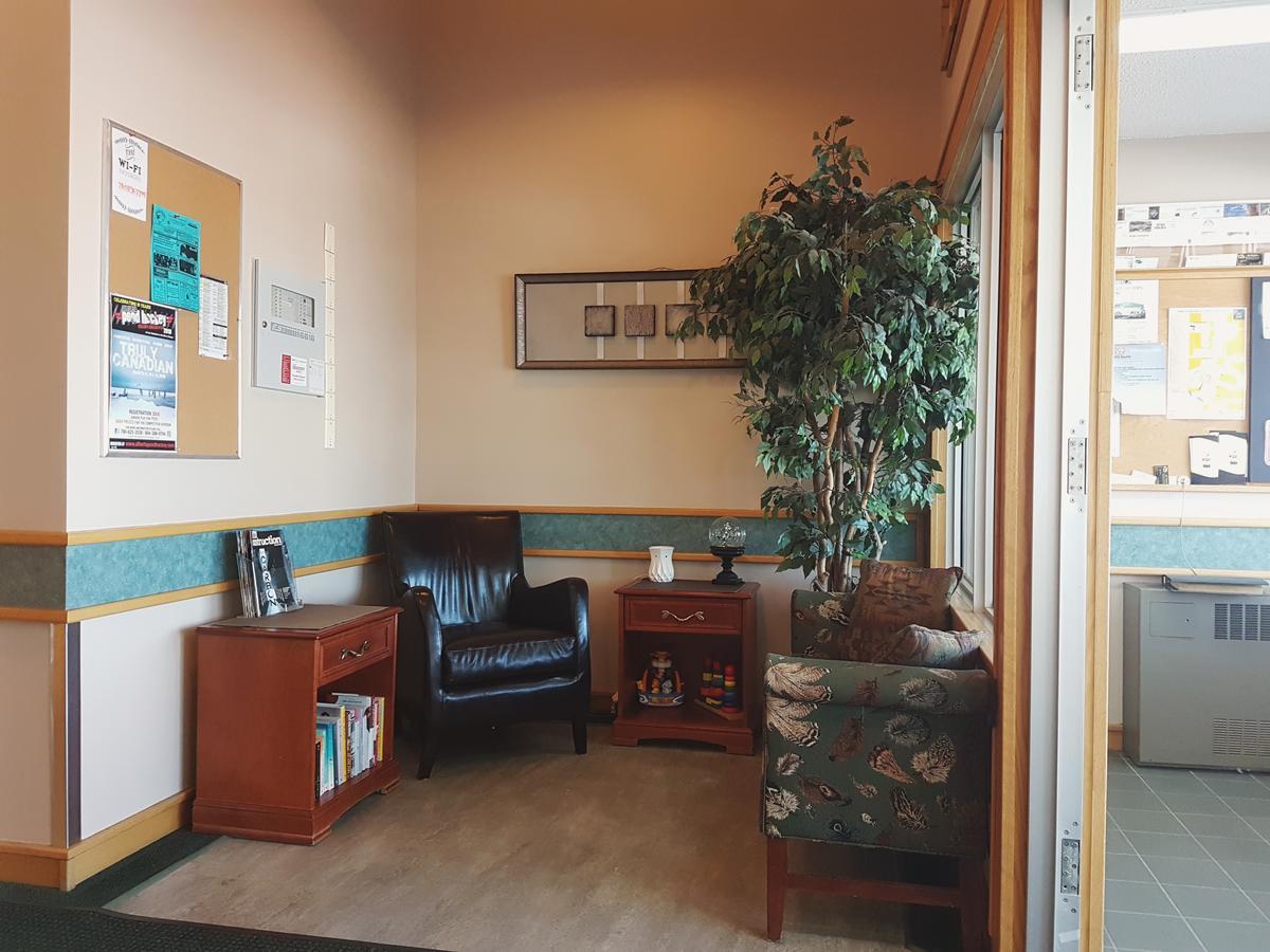 Garden Court Motel Manning Zewnętrze zdjęcie